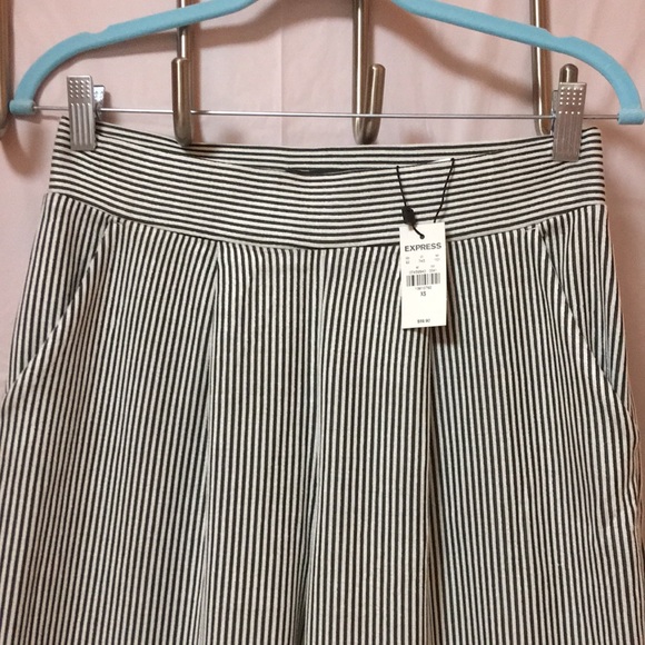 NWT Express Pull On Pant - Picture 2 of 5